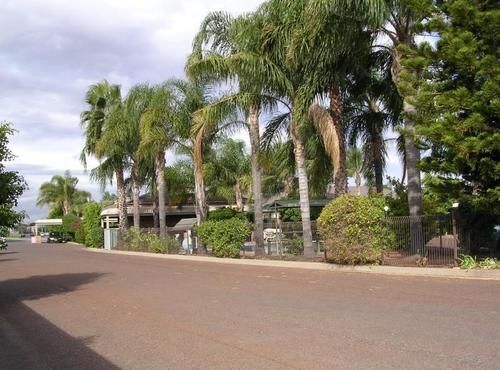Exies Bagtown Motel Griffith Exterior photo